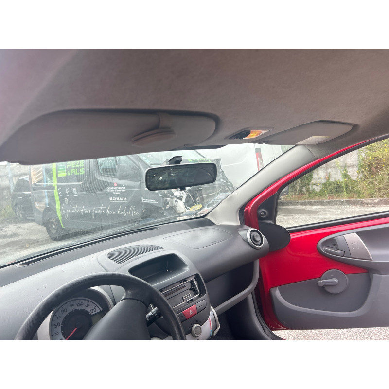 PEUGEOT 107 PHASE 1 1.0i - 12V Photo n°16