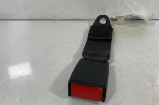 Attache ceinture arriere droit PEUGEOT 206