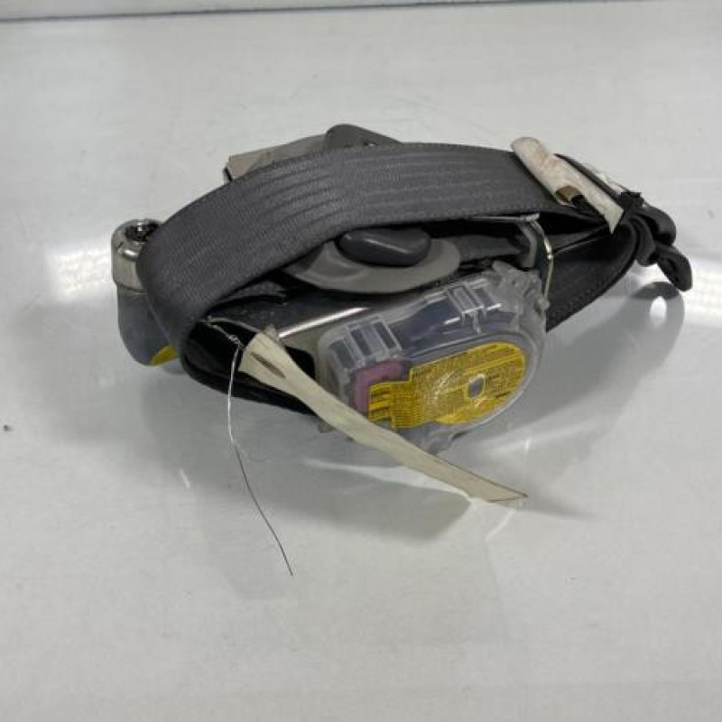 Pretensionneur de ceinture avant gauche TOYOTA PRIUS 2 Photo n°3