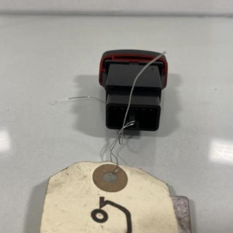 Bouton de warning HYUNDAI SONATA 4 Photo n°3