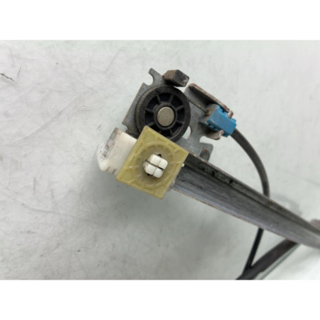 Leve vitre electrique avant gauche PEUGEOT 106