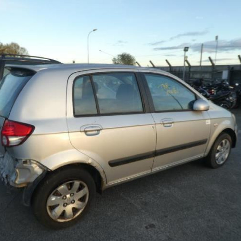 Serrure arriere droit HYUNDAI GETZ Photo n°5