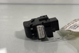 Interrupteur de leve vitre avant droit TOYOTA COROLLA VERSO 2