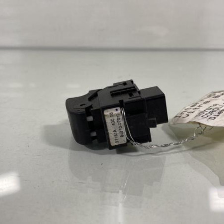 Interrupteur de leve vitre avant droit TOYOTA COROLLA VERSO 2