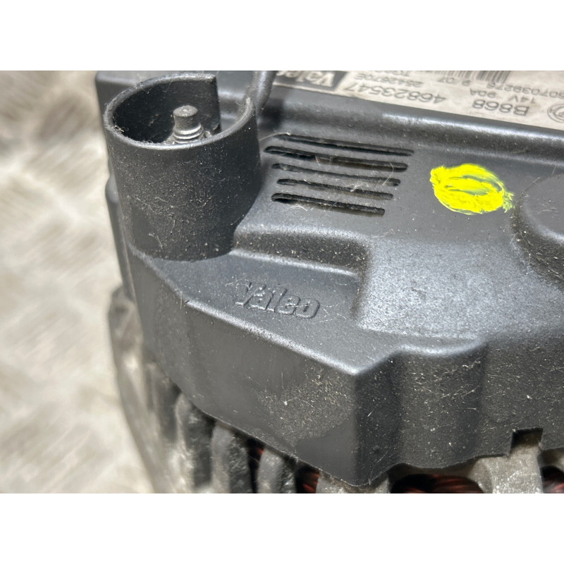 Alternateur FIAT GRANDE PUNTO Photo n°1