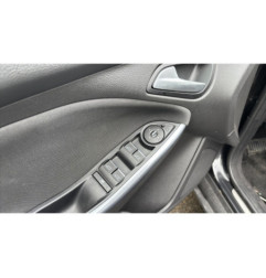 Boite a gants FORD FOCUS 3