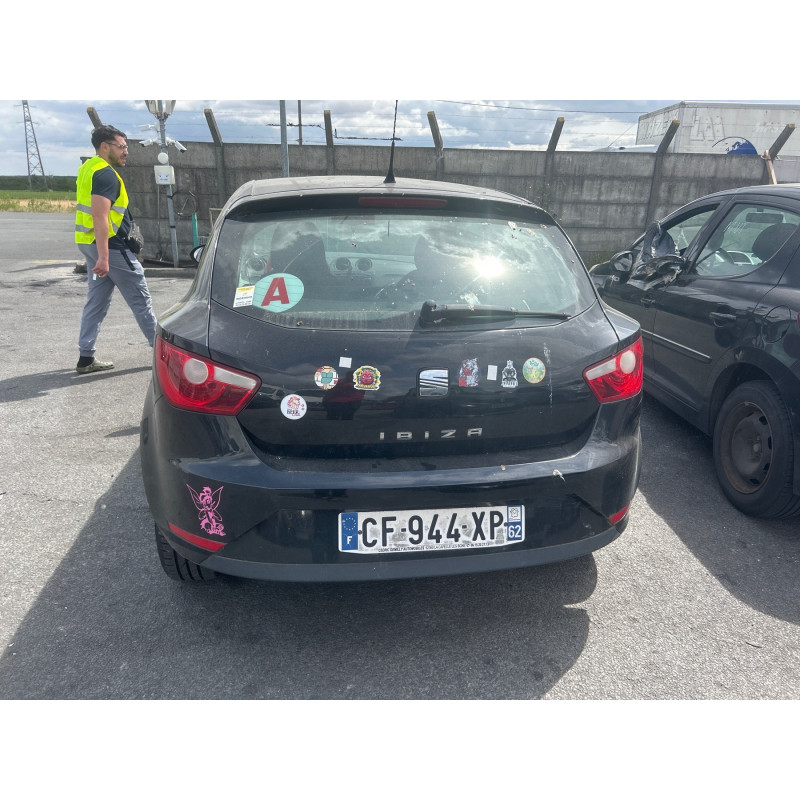 Bouton de coffre SEAT IBIZA 4 Photo n°12