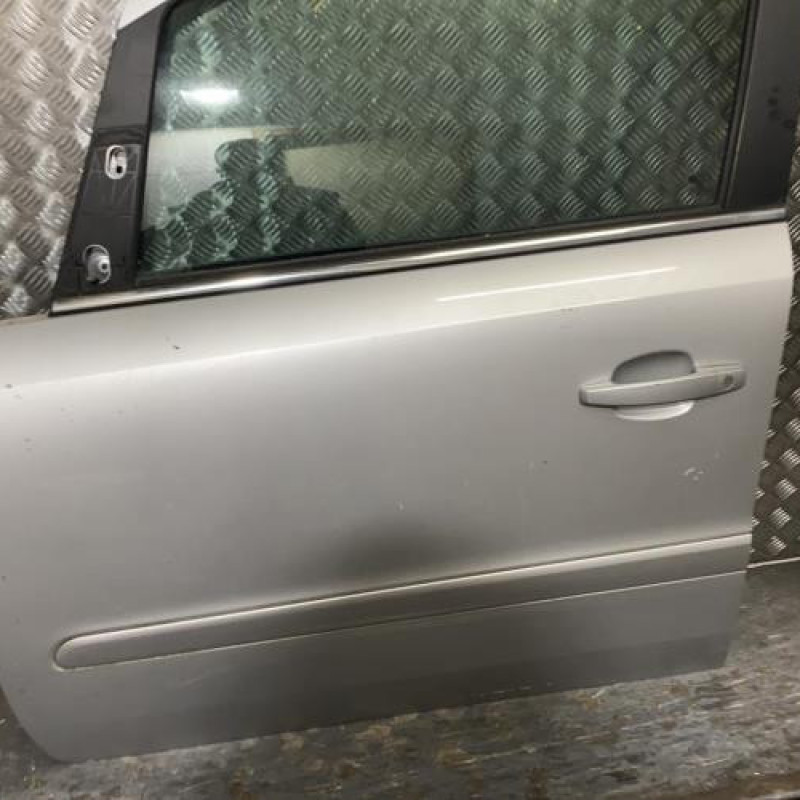 Porte avant gauche OPEL ZAFIRA B Photo n°2