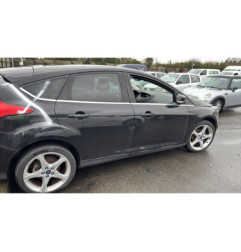 Feu arriere stop central FORD FOCUS 3