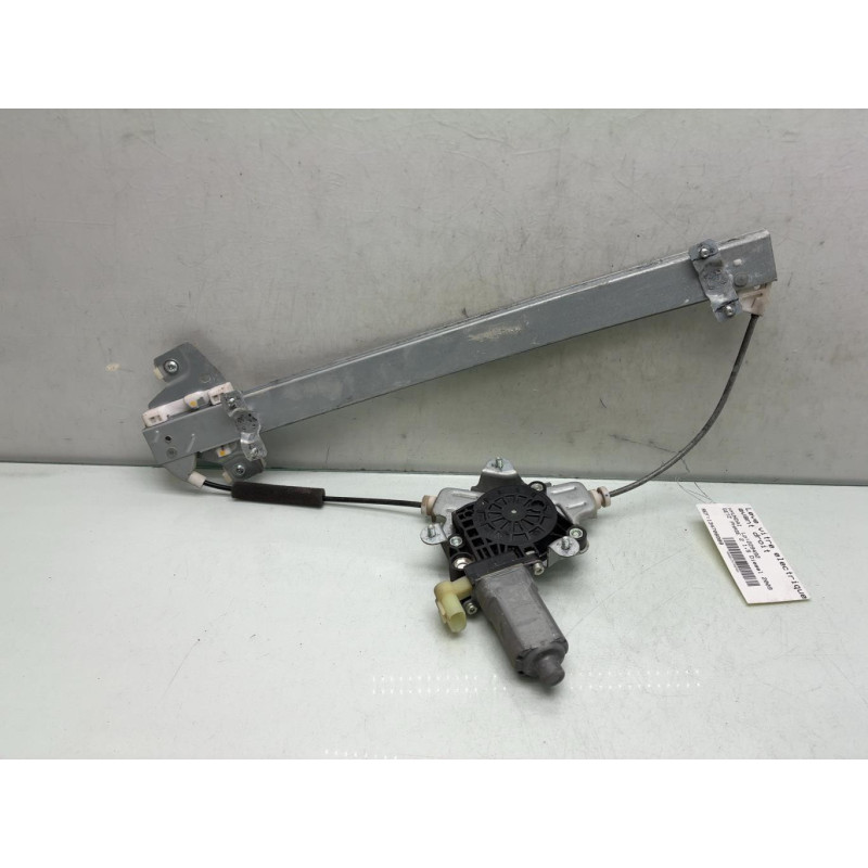 Leve vitre electrique avant droit HYUNDAI GETZ Photo n°4