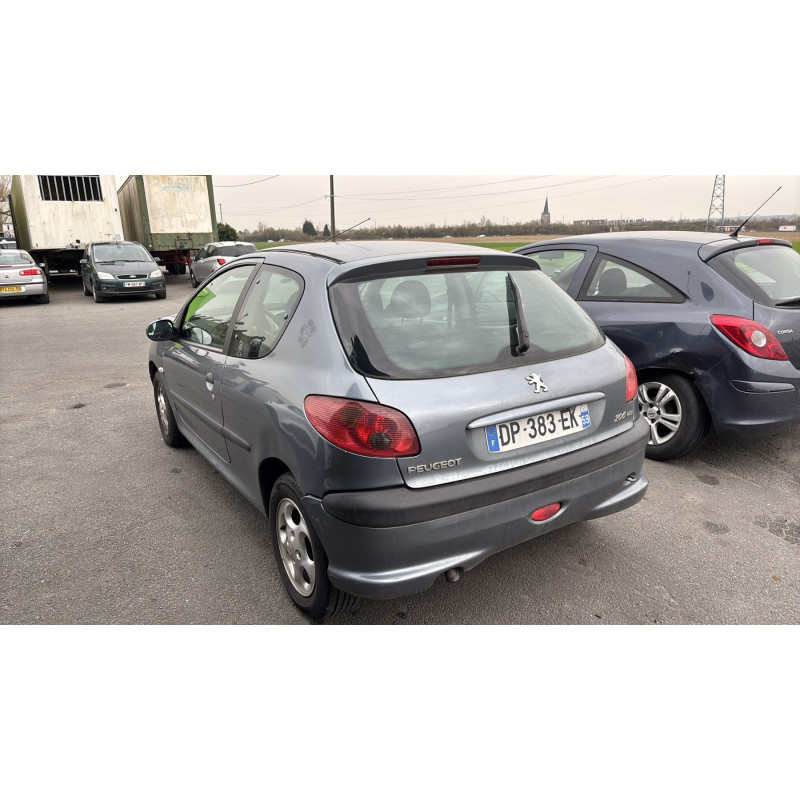Feu arriere principal gauche (feux) PEUGEOT 206 Photo n°8