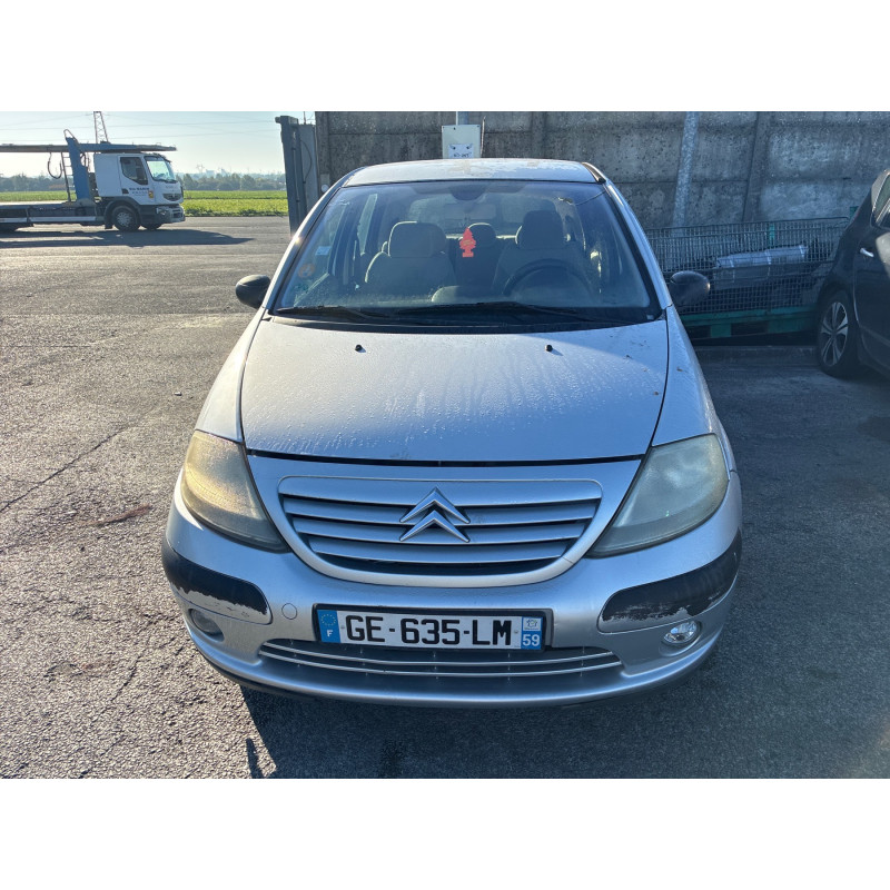 CITROEN C3 1 PHASE 1 1.4i - 8V Photo n°3