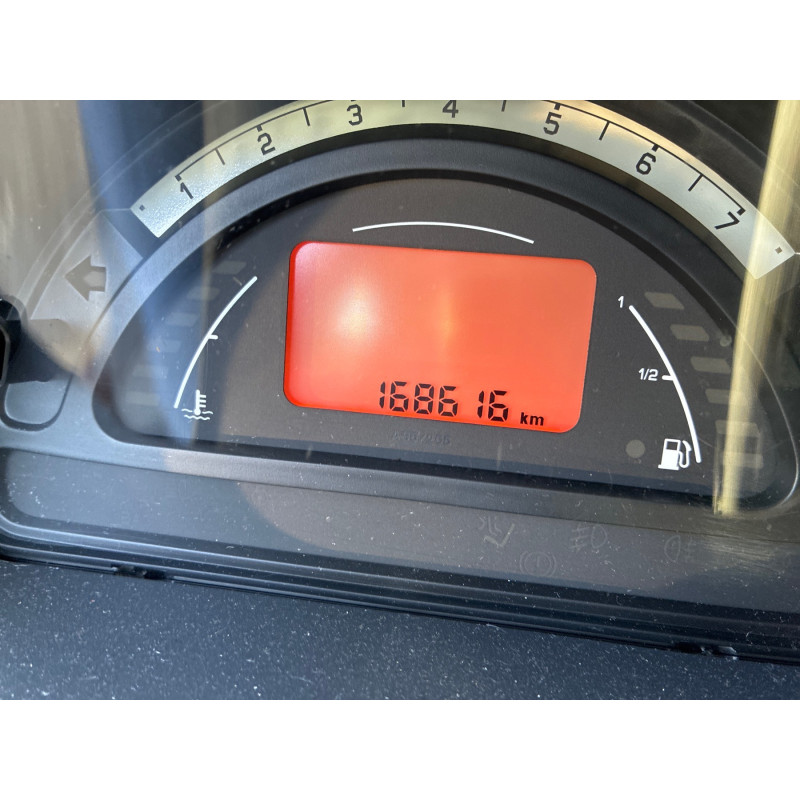 CITROEN C3 1 PHASE 1 1.4i - 8V Photo n°12