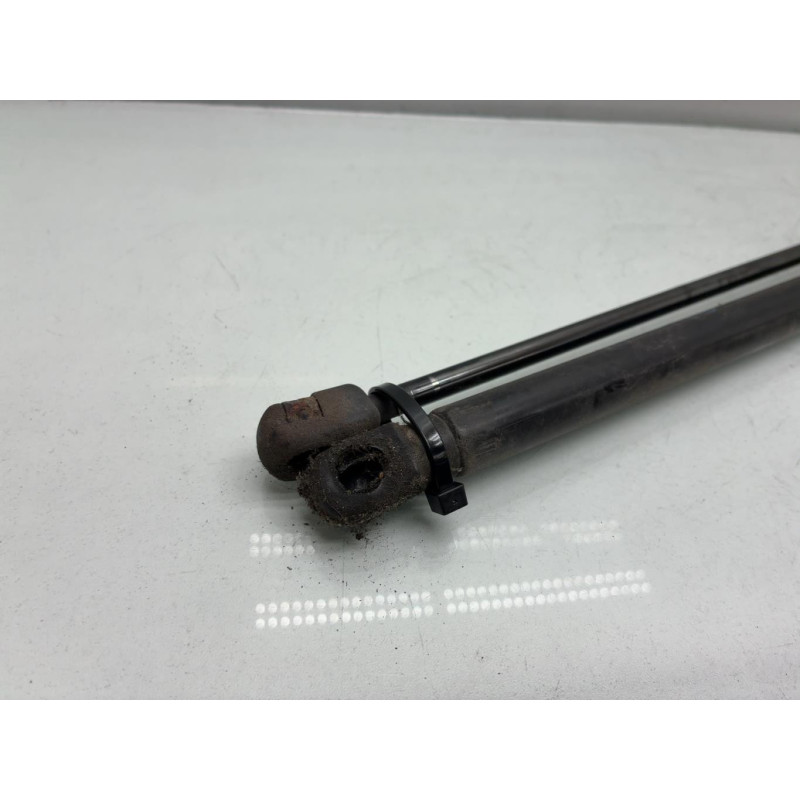 Verin de coffre OPEL ASTRA K Photo n°3
