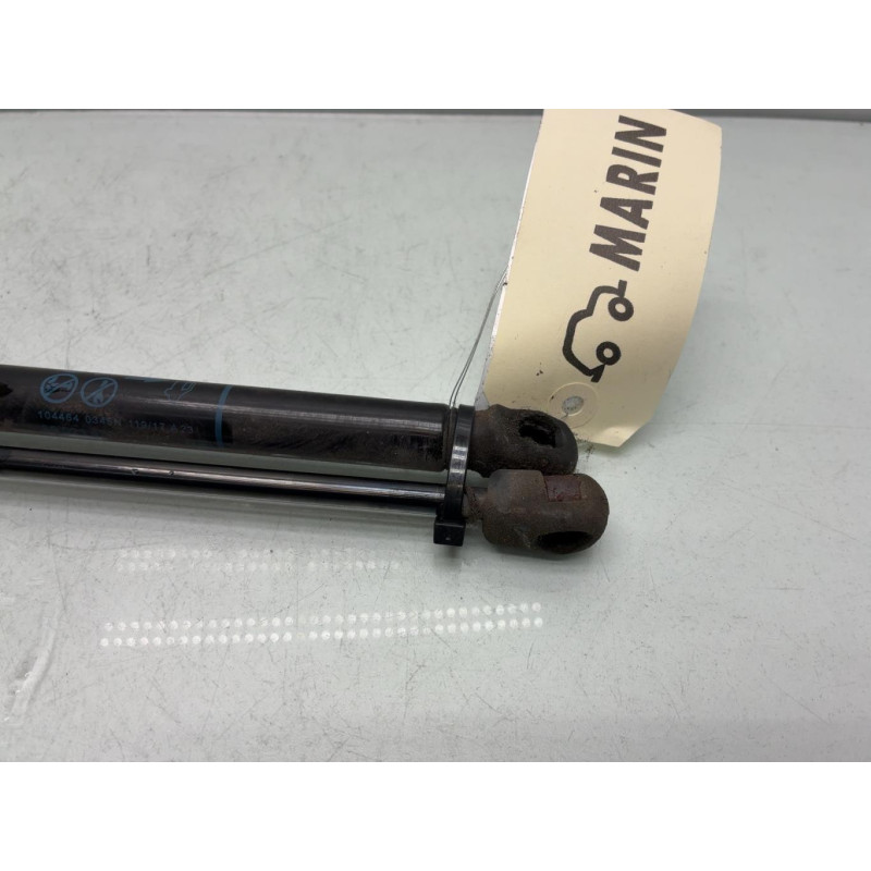 Verin de coffre OPEL ASTRA K Photo n°4
