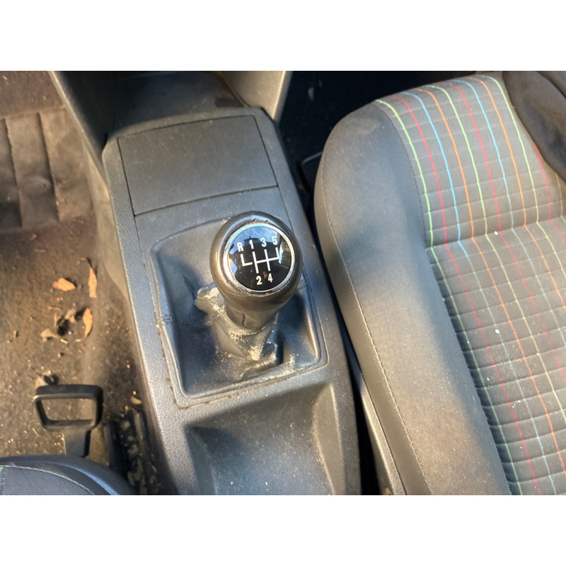 VOLKSWAGEN POLO 4 PHASE 2 1.2i - 6V Photo n°1