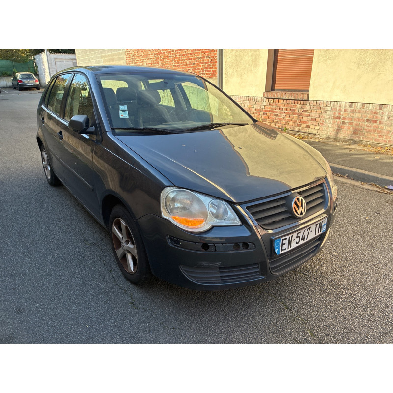VOLKSWAGEN POLO 4 PHASE 2 1.2i - 6V Photo n°2