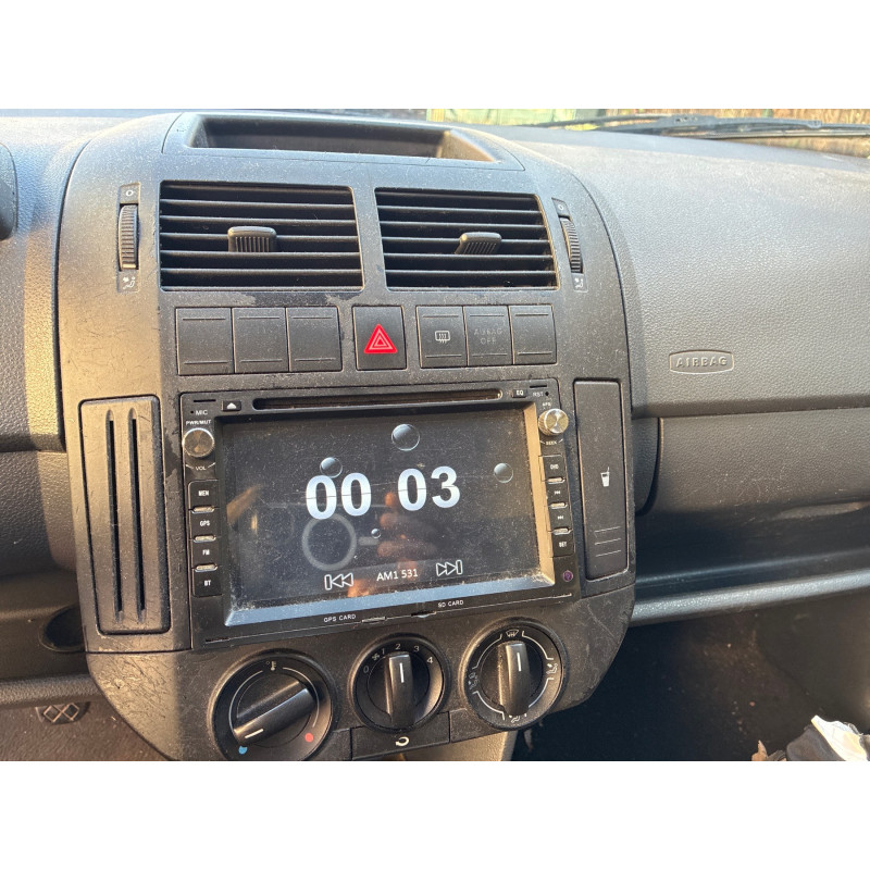VOLKSWAGEN POLO 4 PHASE 2 1.2i - 6V Photo n°9