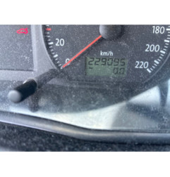VOLKSWAGEN POLO 4 PHASE 2 1.2i - 6V