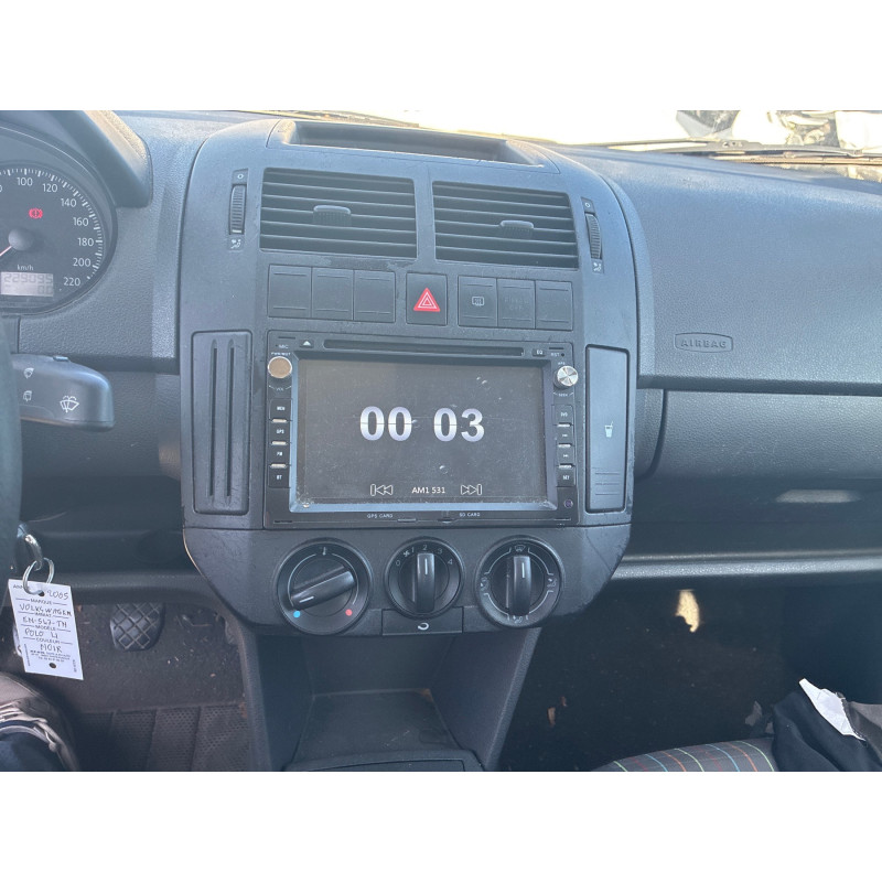 VOLKSWAGEN POLO 4 PHASE 2 1.2i - 6V Photo n°22
