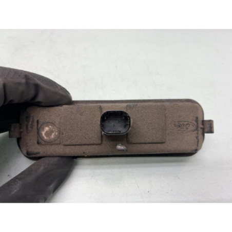 Bouton de coffre FORD FOCUS 3