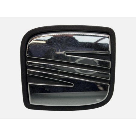 Bouton de coffre SEAT IBIZA 4 Photo n°1