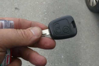 Serrure avant gauche CITROEN XSARA PICASSO