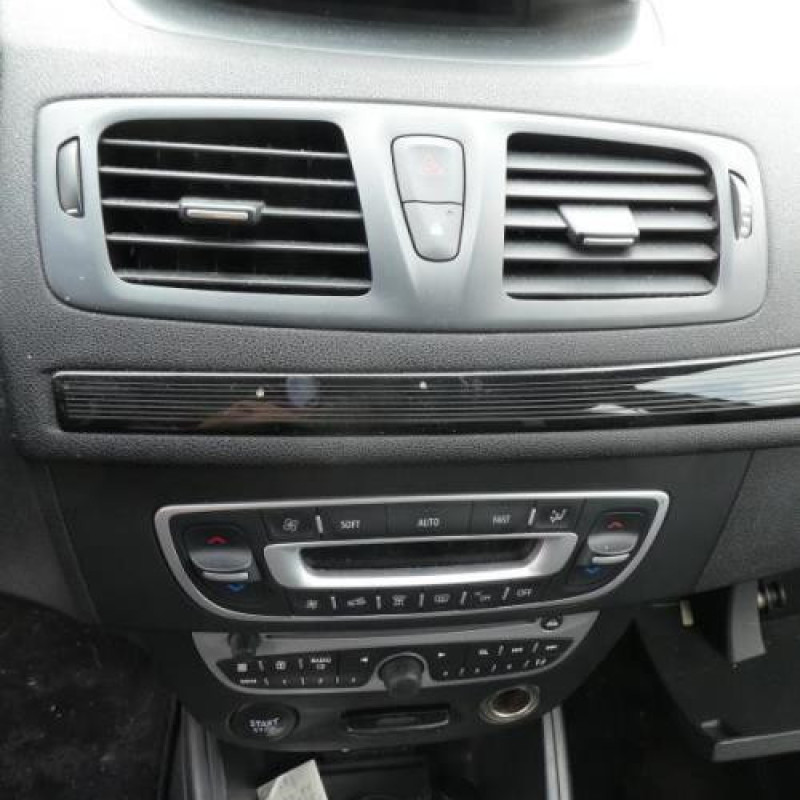 Interrupteur de leve vitre avant droit RENAULT MEGANE 3 Photo n°12