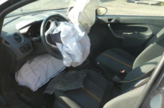 Serrure avant gauche FORD FIESTA 6