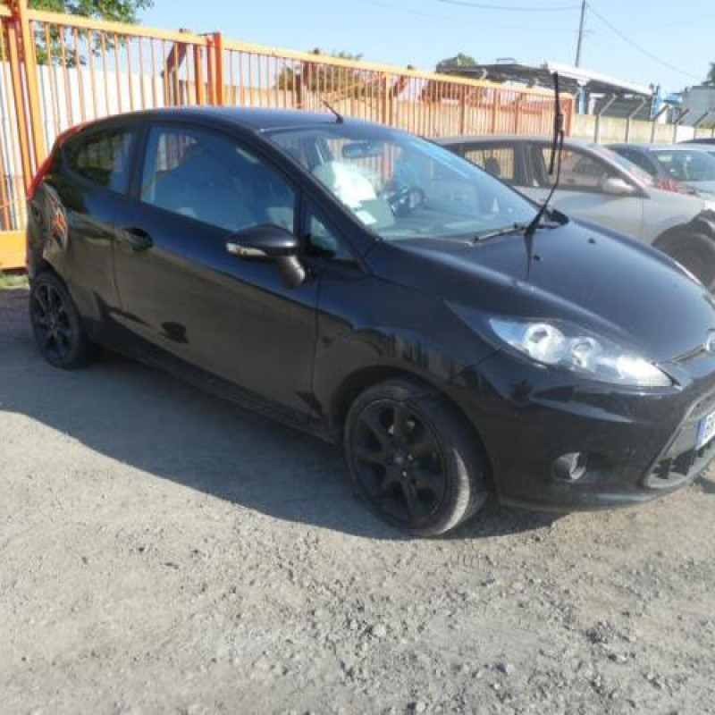 Compresseur clim FORD FIESTA 6 Photo n°5