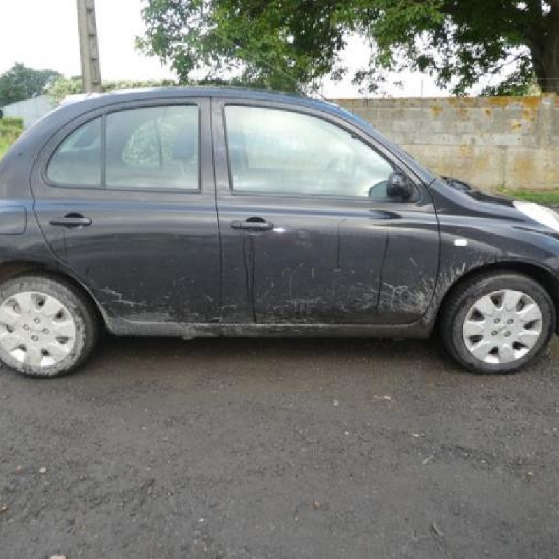 Compresseur clim NISSAN MICRA 3 Photo n°4