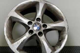 Jante BMW SERIE 1 E87 Photo n°1
