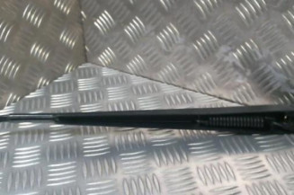 Bras essuie glace avant gauche TOYOTA COROLLA VERSO 2