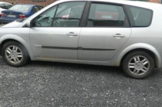 Pretensionneur de ceinture avant droit RENAULT GRAND SCENIC 2