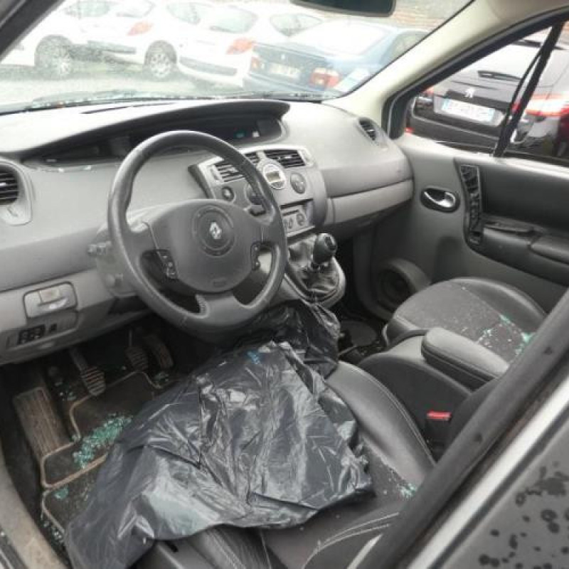 Pretensionneur de ceinture avant droit RENAULT GRAND SCENIC 2 Photo n°8