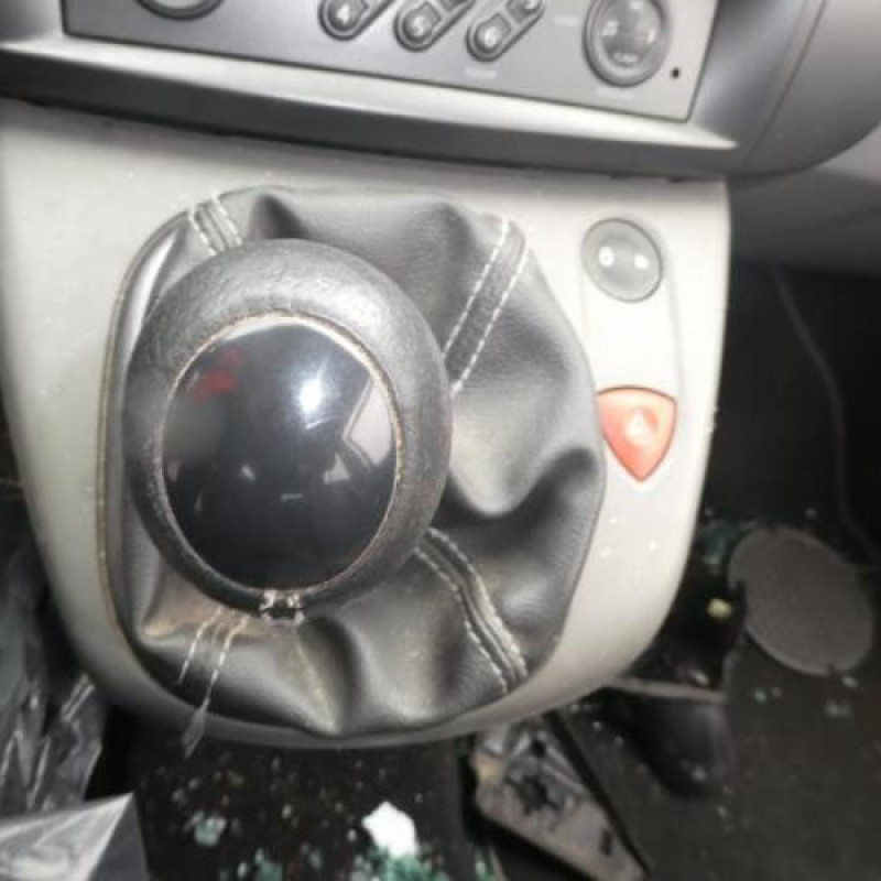 Pretensionneur de ceinture avant droit RENAULT GRAND SCENIC 2 Photo n°9