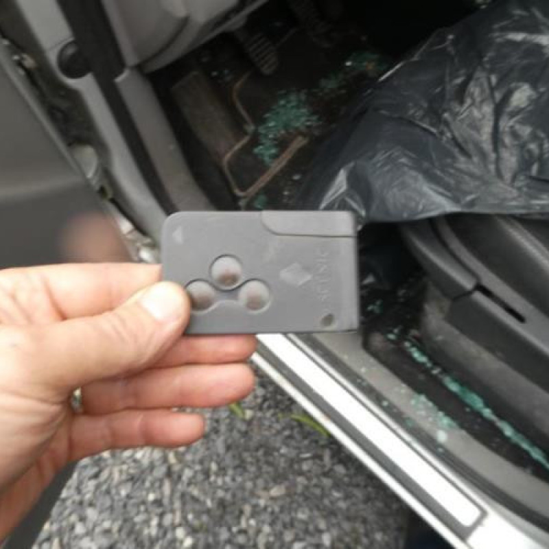 Pretensionneur de ceinture avant droit RENAULT GRAND SCENIC 2 Photo n°13