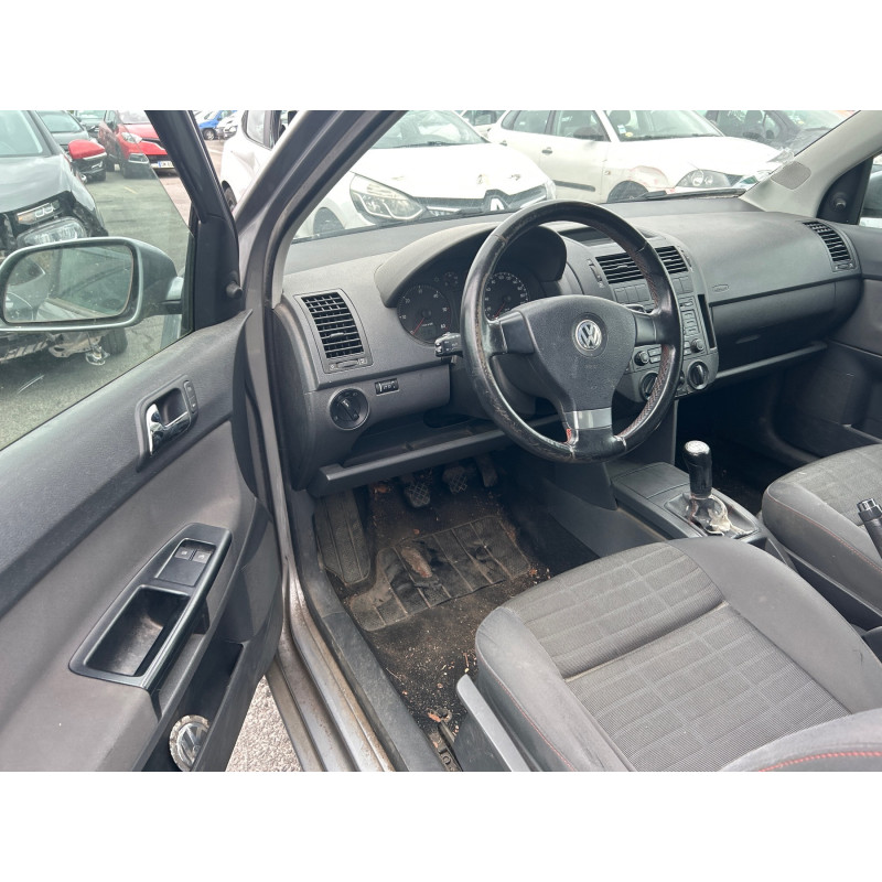 VOLKSWAGEN POLO 4 PHASE 2 1.4 TDI - 6V TURBO Photo n°4