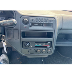PEUGEOT 106 PHASE 1 1.0i - 8V Photo n°1