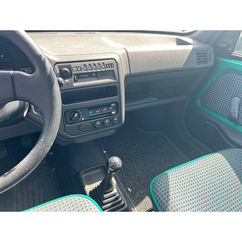 PEUGEOT 106 PHASE 1 1.0i - 8V Photo n°16