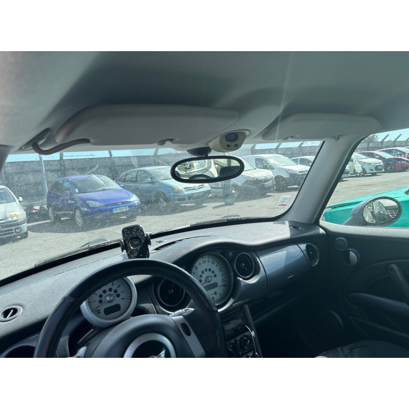 MINI MINI 1 R50/R53 PHASE 1 1.6i - 16V ONE Photo n°14