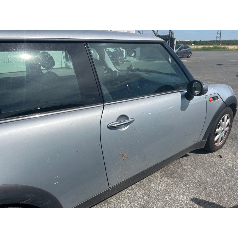 MINI MINI 1 R50/R53 PHASE 1 1.6i - 16V ONE Photo n°19