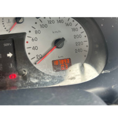 RENAULT CLIO 2 PHASE 1 1.2i - 8V