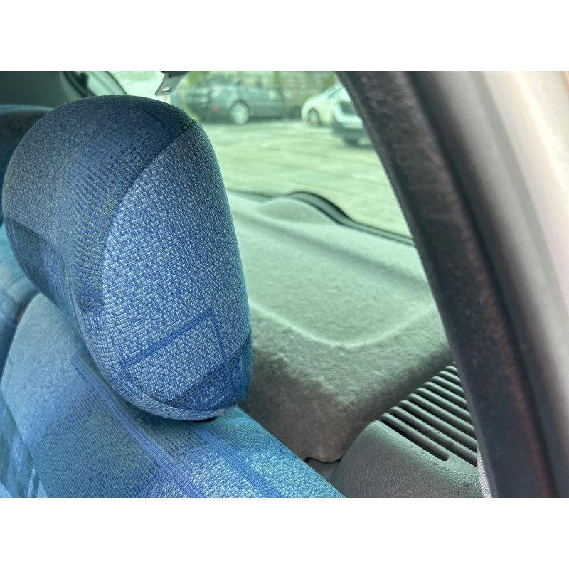 RENAULT CLIO 2 PHASE 1 1.2i - 8V Photo n°6