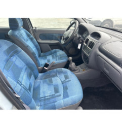 RENAULT CLIO 2 PHASE 1 1.2i - 8V