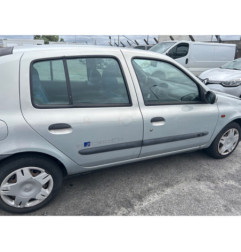 RENAULT CLIO 2 PHASE 1 1.2i - 8V