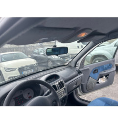 RENAULT CLIO 2 PHASE 1 1.2i - 8V