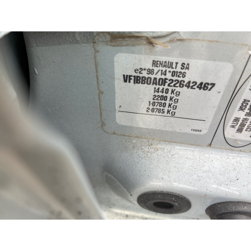 RENAULT CLIO 2 PHASE 1 1.2i - 8V Photo n°20