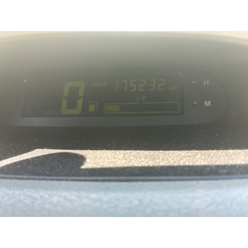RENAULT TWINGO 1 PHASE 2 1.2i - 8V Photo n°6