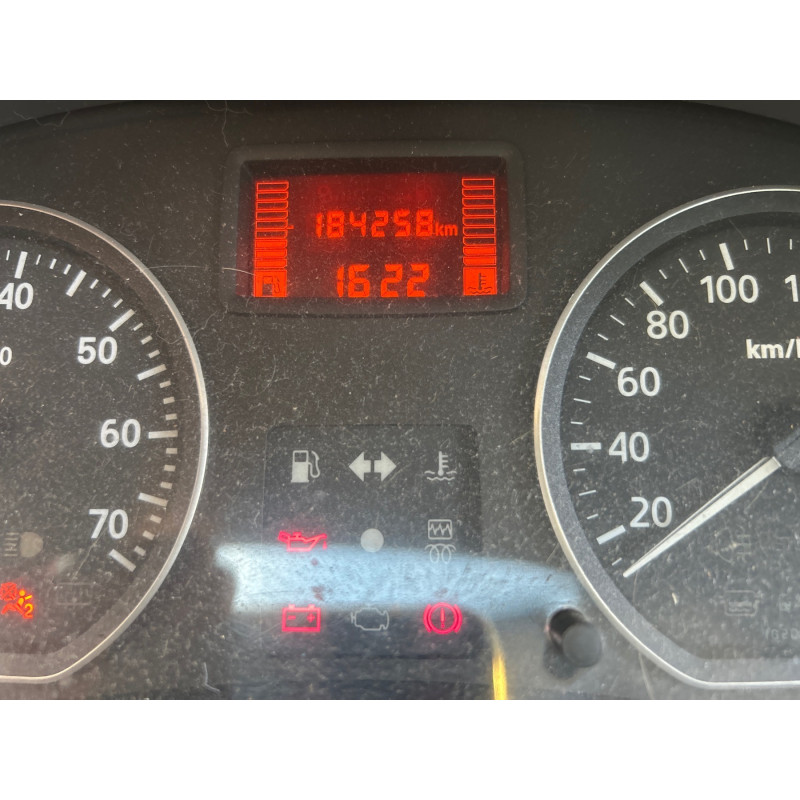 DACIA SANDERO 1 1.2i - 16V Photo n°8